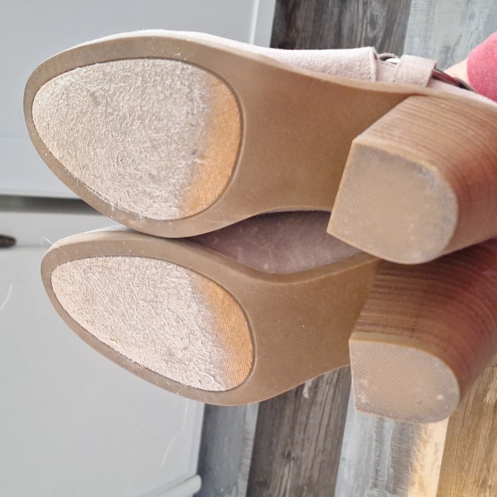 Booties - Picture 3 of 4